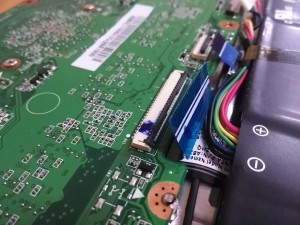 Acer Chromebook 11 C730 flatribbon connector and battery