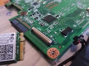 Acer Chromebook 11 C730 flatribbon connector and wifi module