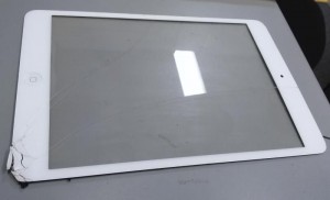 iPad Mini screen repair 03